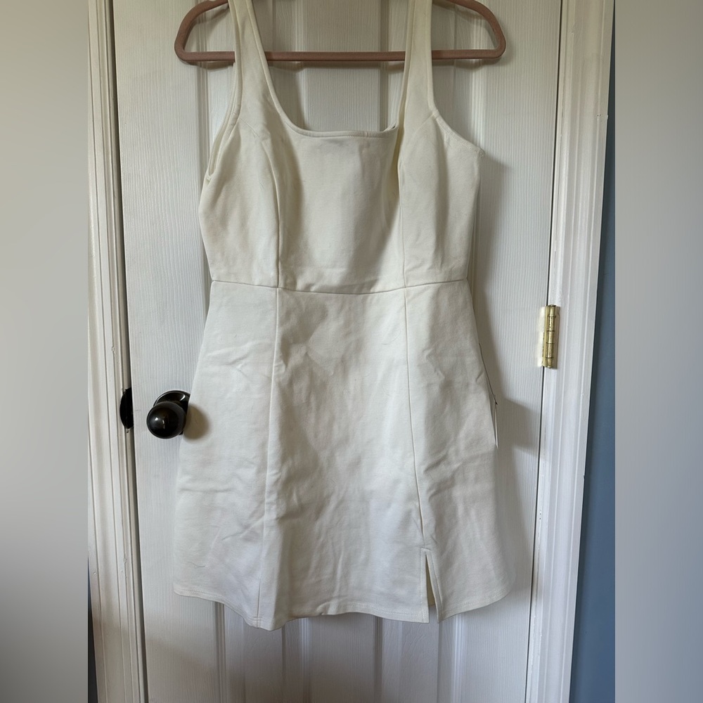 Lulu’s White Sleeveless Mini Dress